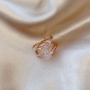 Cross ring in rosegold